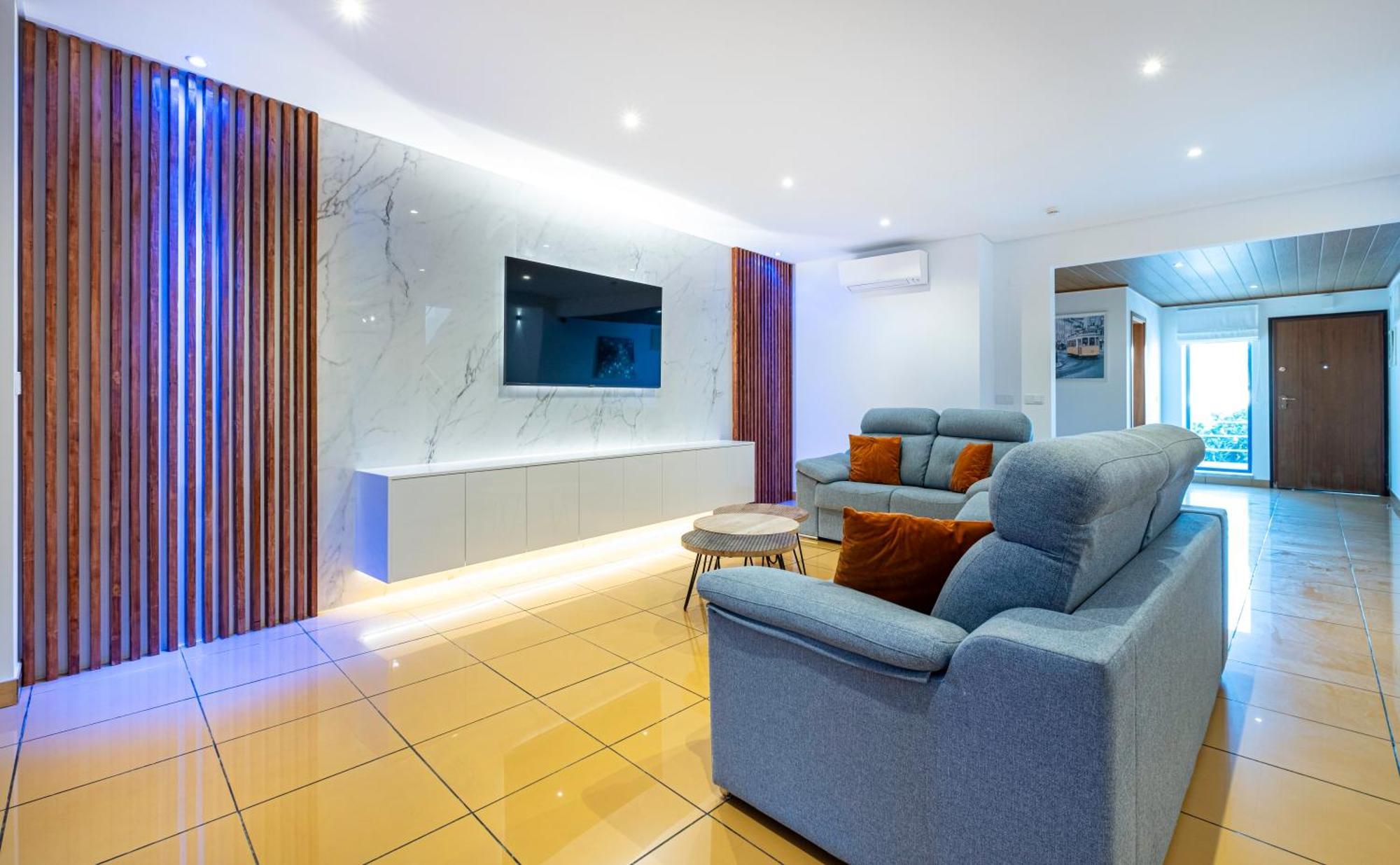 Апартаменты Penthouse 160Sqm Wide Terraces Pool View & Private Hot Tub & Parking Албуфейра Экстерьер фото